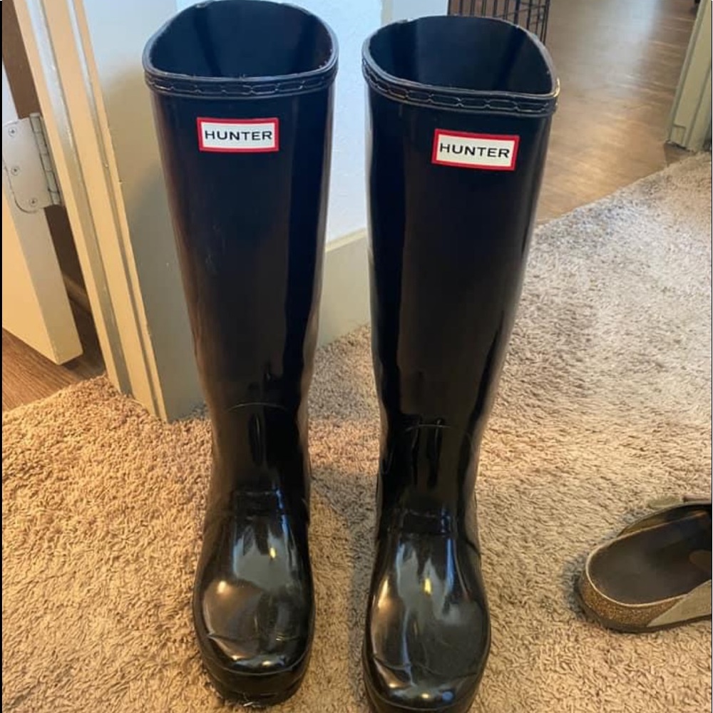 Hunter Rainboots. Wide Calf. Size 10.